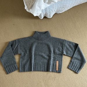 NWT Reformation Cropped Turtleneck Sweater